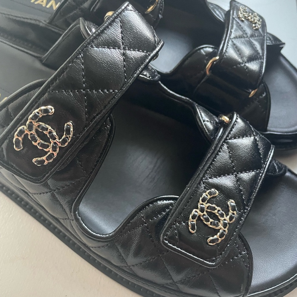 Size 40.5 CHANEL Black Lambskin DAD SLIDE sandals G45507 W/ receipt - Picture 8 of 16